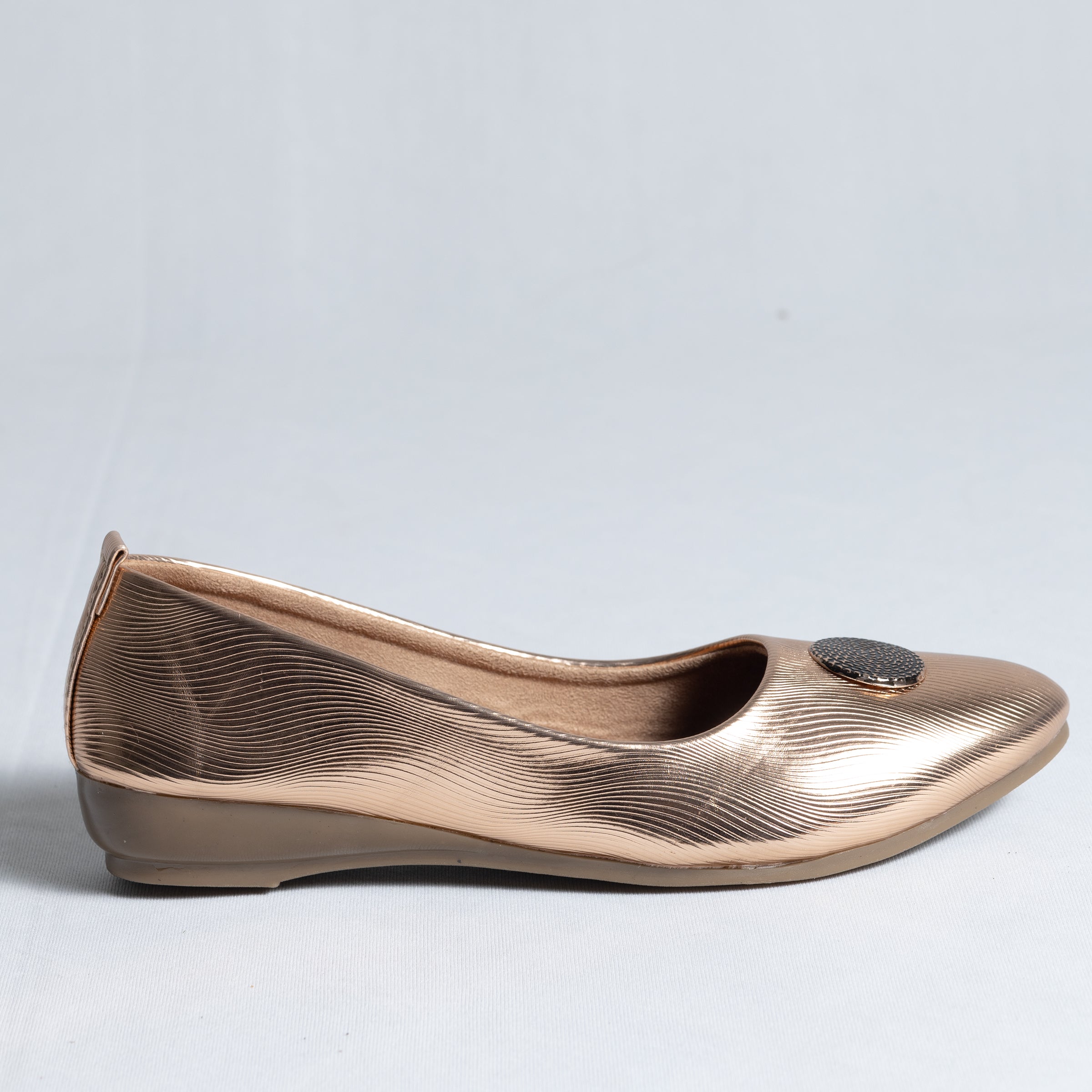 Parshni Women Embellished Ballerins with Buckle for Party or Regular use