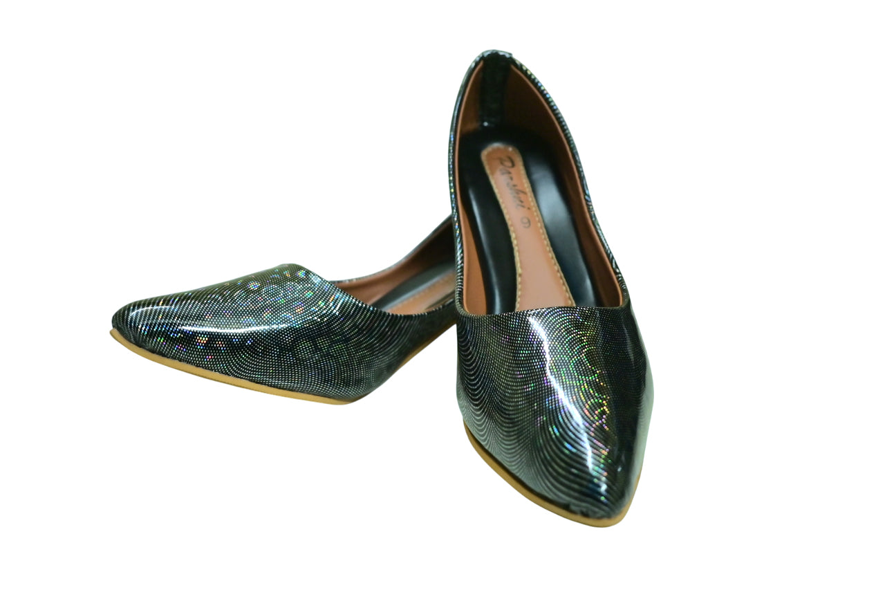 Parshni Women PU Work Black Texture Pointed Toe Stiletto
