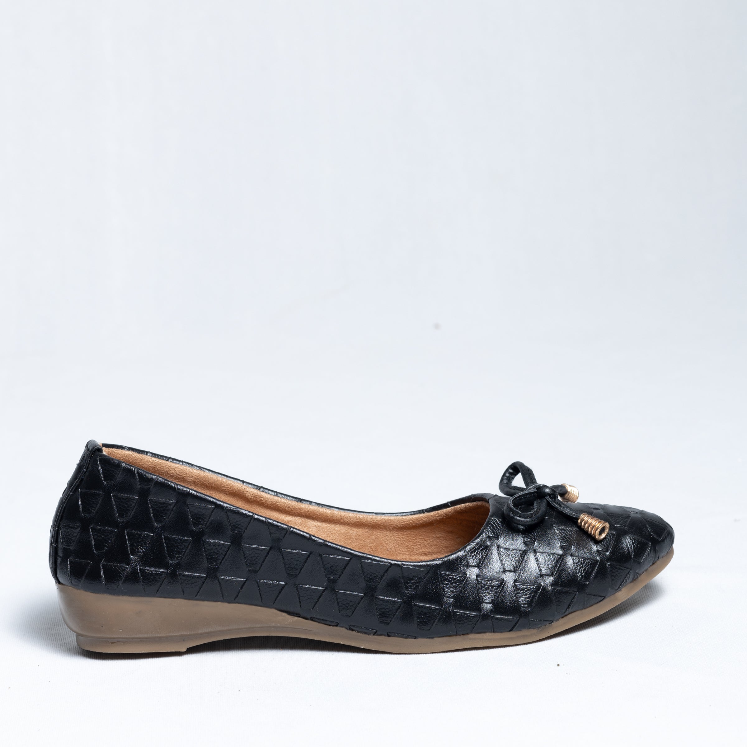 Parshni Women Black Texture Pointed Ballerians for Party Use