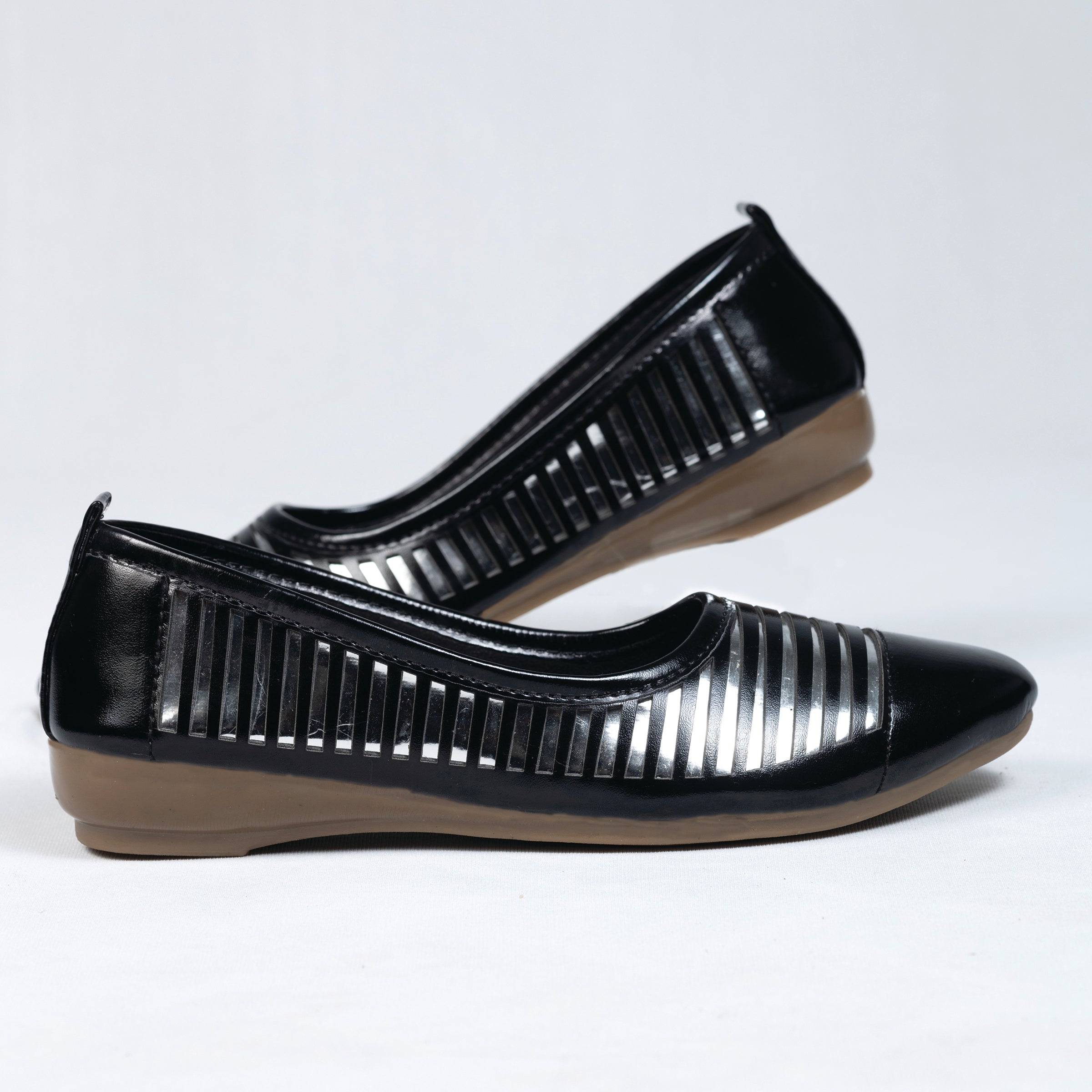 Parshni Women Black Leaser with Silver Display Pointed Toe Ballerians for Party Use