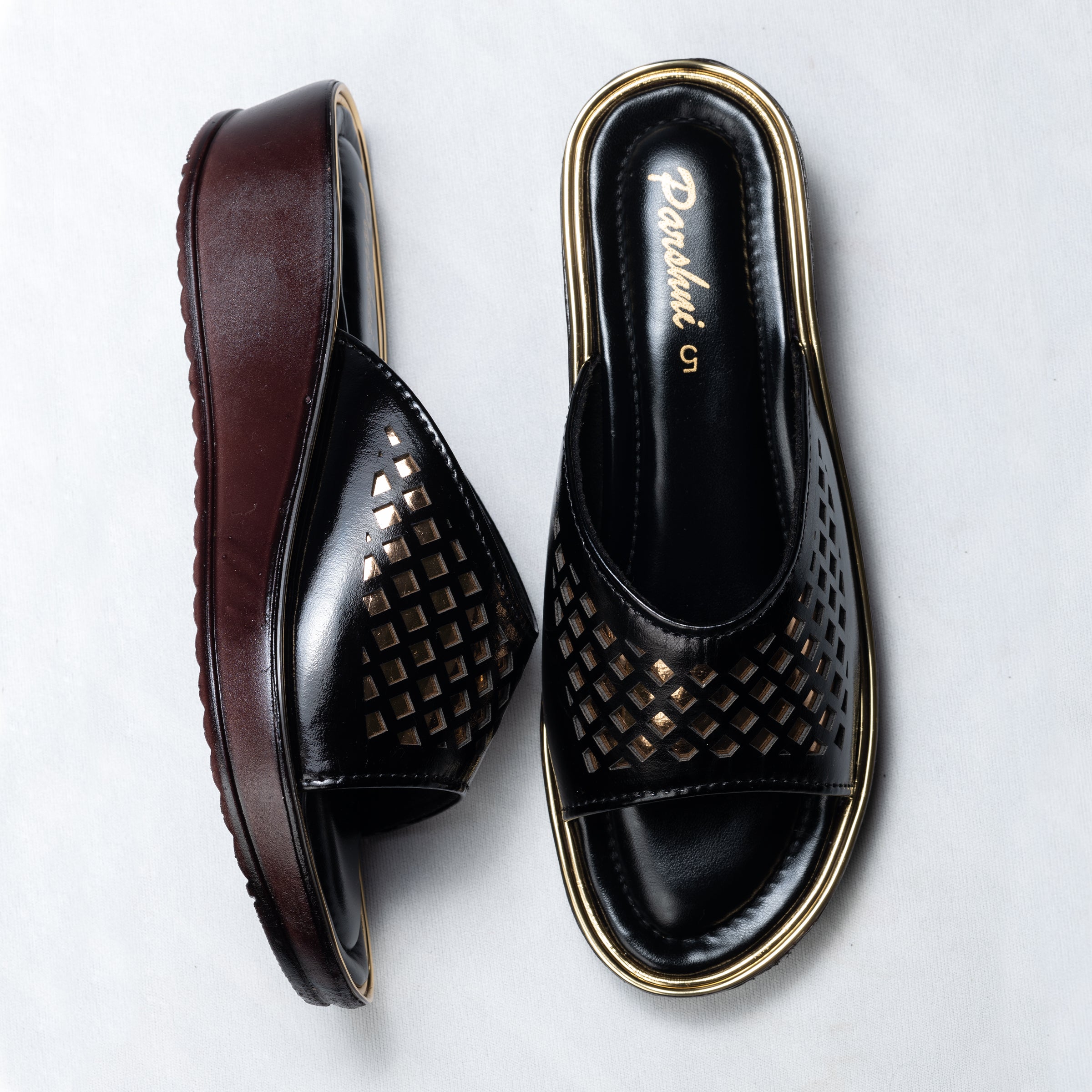 Parshni Women Balck Leaser With Golden Display Open Toe Wedges For Party Use