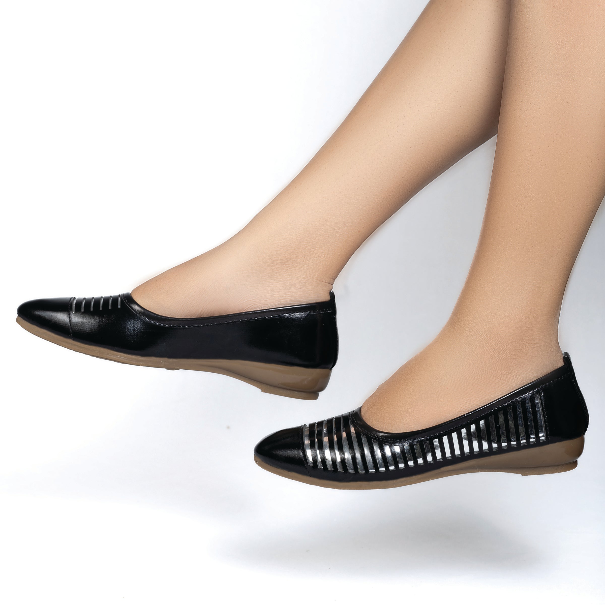 Parshni Women Black Leaser with Silver Display Pointed Toe Ballerians for Party Use