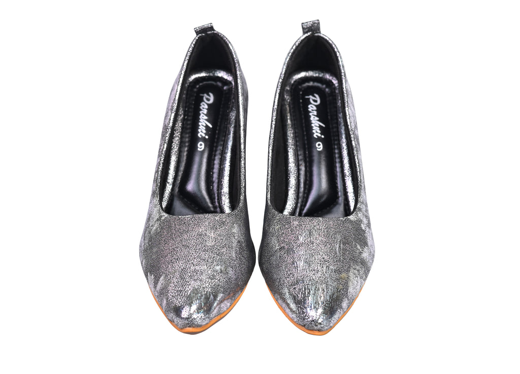 Parshni Women PU Work Black Texture Pointed Toe Stiletto