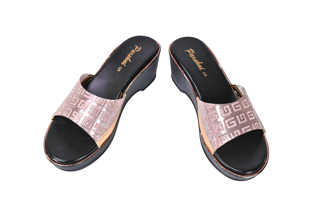 Parshni Women Ant.Gold Texture Open Toe Wedges for Party Use
